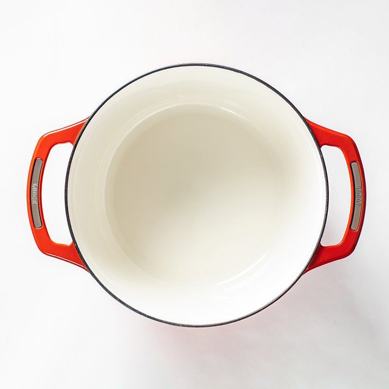 USA Enamel? Cast Iron Dutch Oven - Image 16